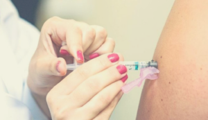 tipos de vacinas não recomendadas para pacientes com câncer